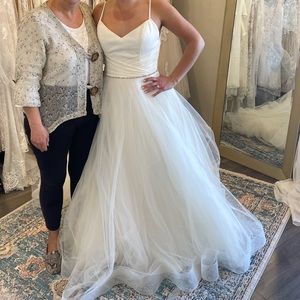 Sincerity Size 12 Wedding Gown-Never worn or altered